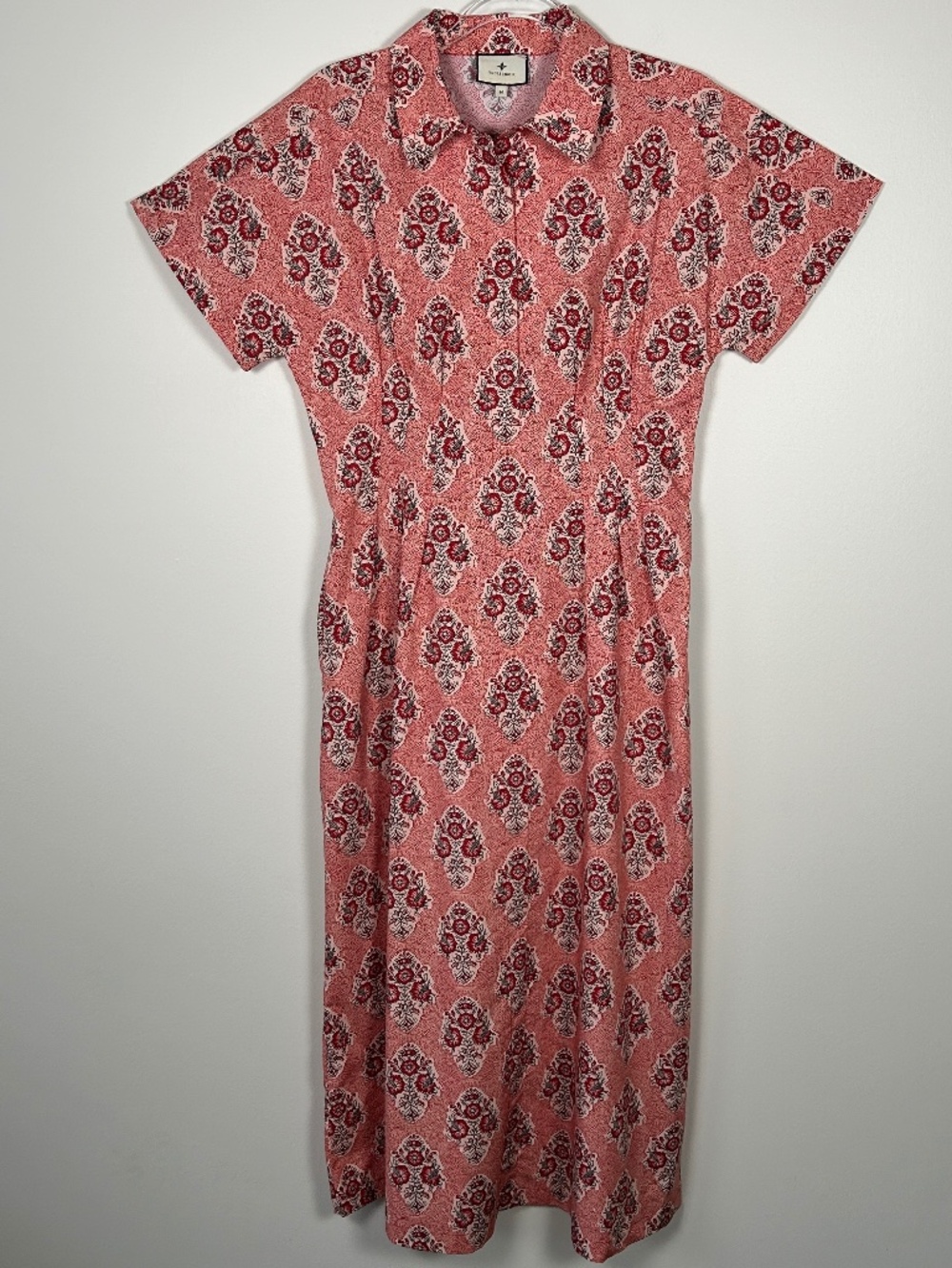 Tuckernuck size M long shirt dress 100% cotton red floral pleated w pockets boho